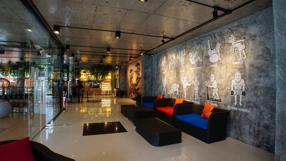 Maneetel Krabi Beachfront Hotel in Krabi Changwat