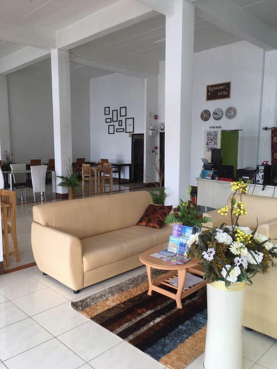 Rueangrat Hotel Hotel in Ranong, Khao Niwet, Mueang Ranong District, Ranong 85000, Thailand