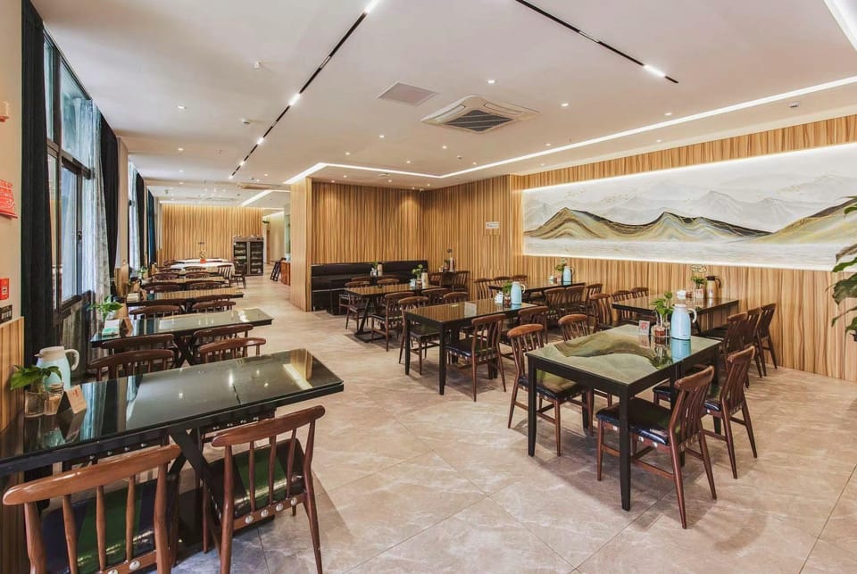 GreenTree Inn Taizhou JingJiang Zhongzhou Road Sunshine international business hotel Hotel in Suzhou