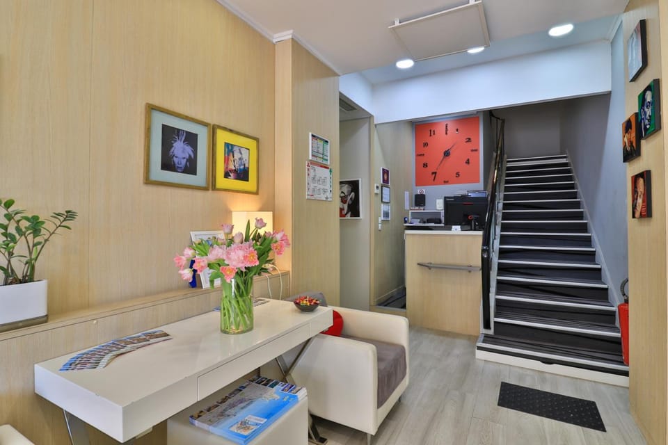 Hotel Amiraute Hotel in Cannes
