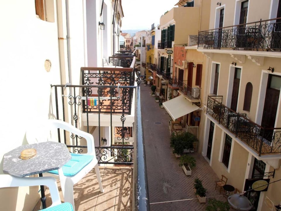 Hera Studios Hotel in Chania