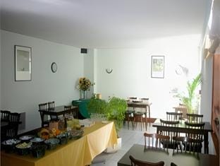 Le Bretagne - Hotel Hotel in Douarnenez