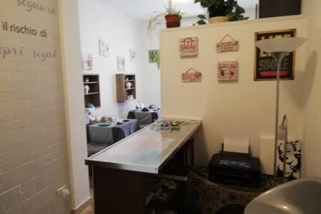 B&B DALLA ZIA Hotel in Bari