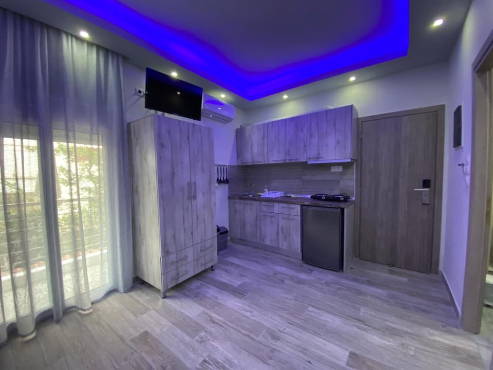 Nikolaidis Apartments Hotel in Halkidiki