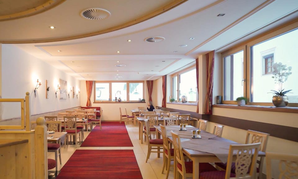 Hotel Abendrot by Alpeffect Hotels Hotel in Ischgl