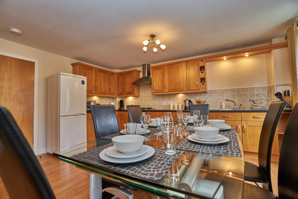 Edinburgh Pearl Apartments - Haymarket Residence Hotel in Edinburgh