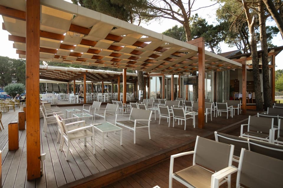 KOMPLEKSI ROYAL Hotel in Montenegro