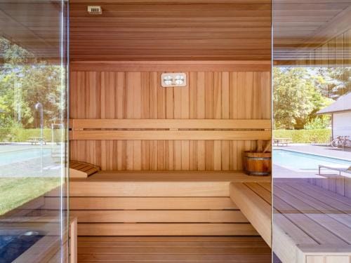 B&B Welness Sport and Pleasure Hotel in Ghent