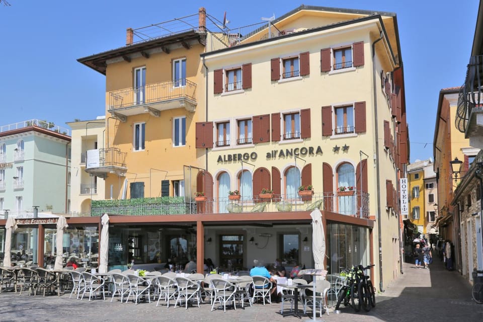 Albergo All'Ancora Hotel in Garda