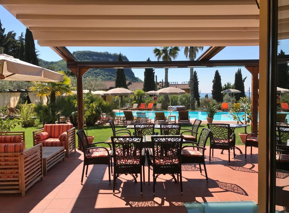 Villa Madrina Lovely and Dynamic Hotel Hotel in Garda