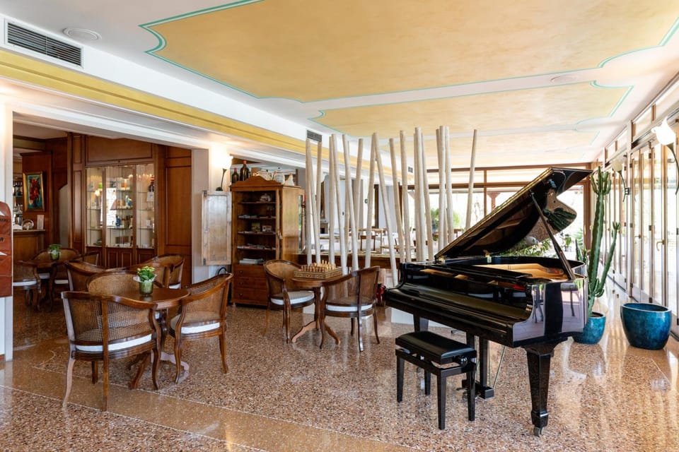 Villa Madrina Lovely and Dynamic Hotel Hotel in Garda