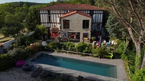 Hostelry Music Repetition Hotel in Auvergne-Rhône-Alpes