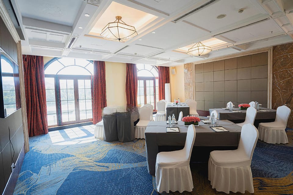 Zipeng Mountain Guangyuan International Conference Center Hotel in Jiangsu