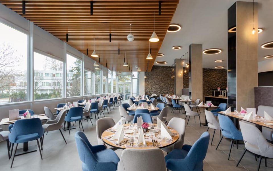 Hunguest Hotel Apollo Hotel in Hungary