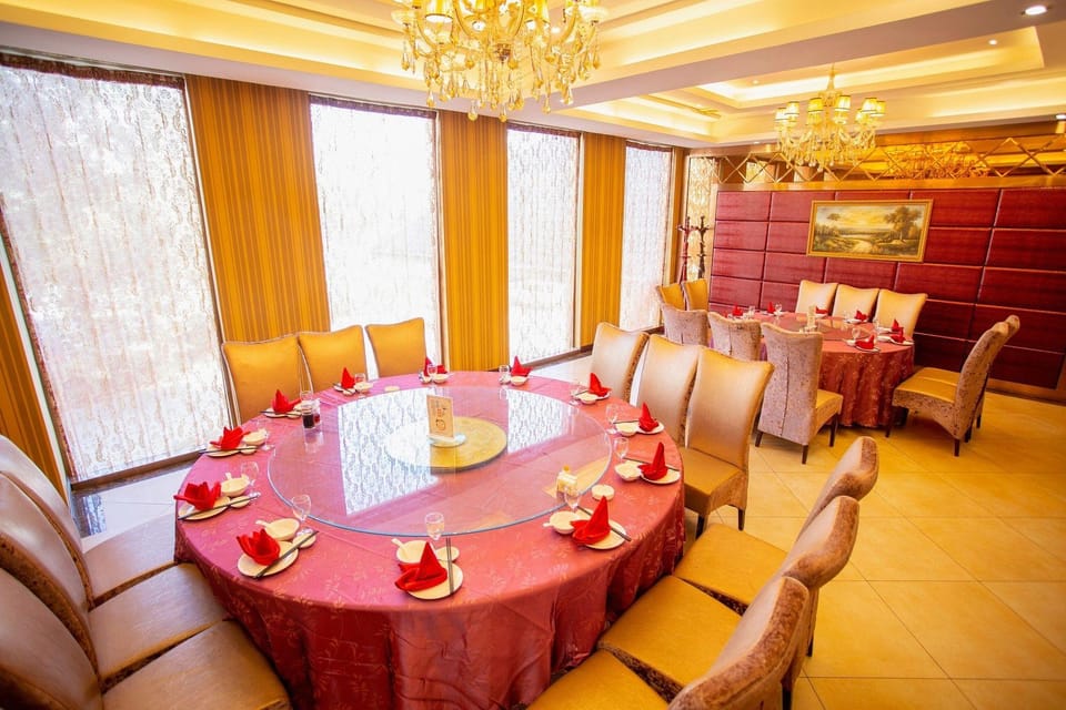 Huaqiao Dongfang Hotel Hotel in Zhejiang