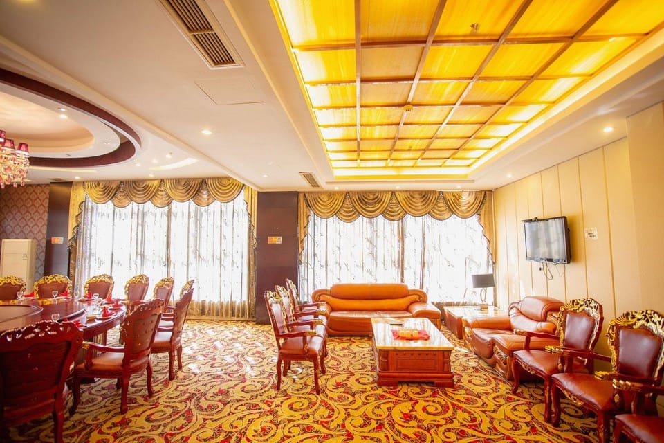 Huaqiao Dongfang Hotel Hotel in Zhejiang