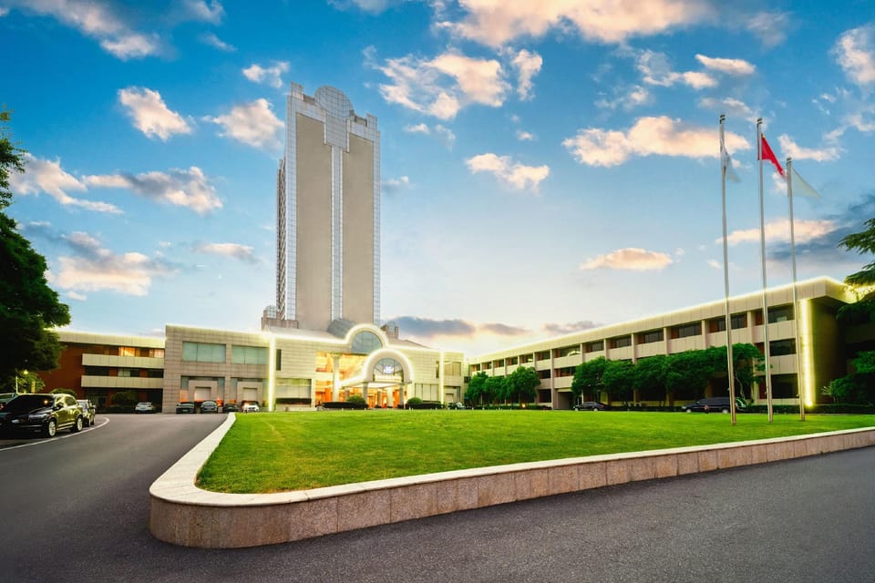 Yizheng Yijing Conference Center Hotel in Nanjing