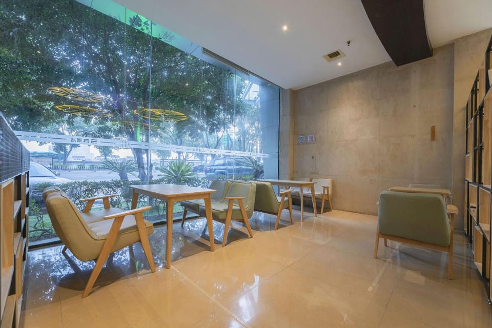 Cixi SANBI Huayuan Hotel (School of science and technology, Ningbo University) Hotel in Zhejiang