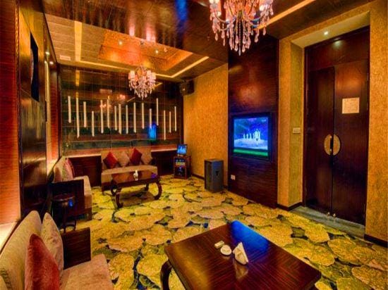 China Anhui Cuisine Cultural Exchange Center Hotel in Hangzhou
