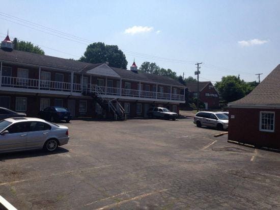 Four Keys Inn Hotel in Ohio