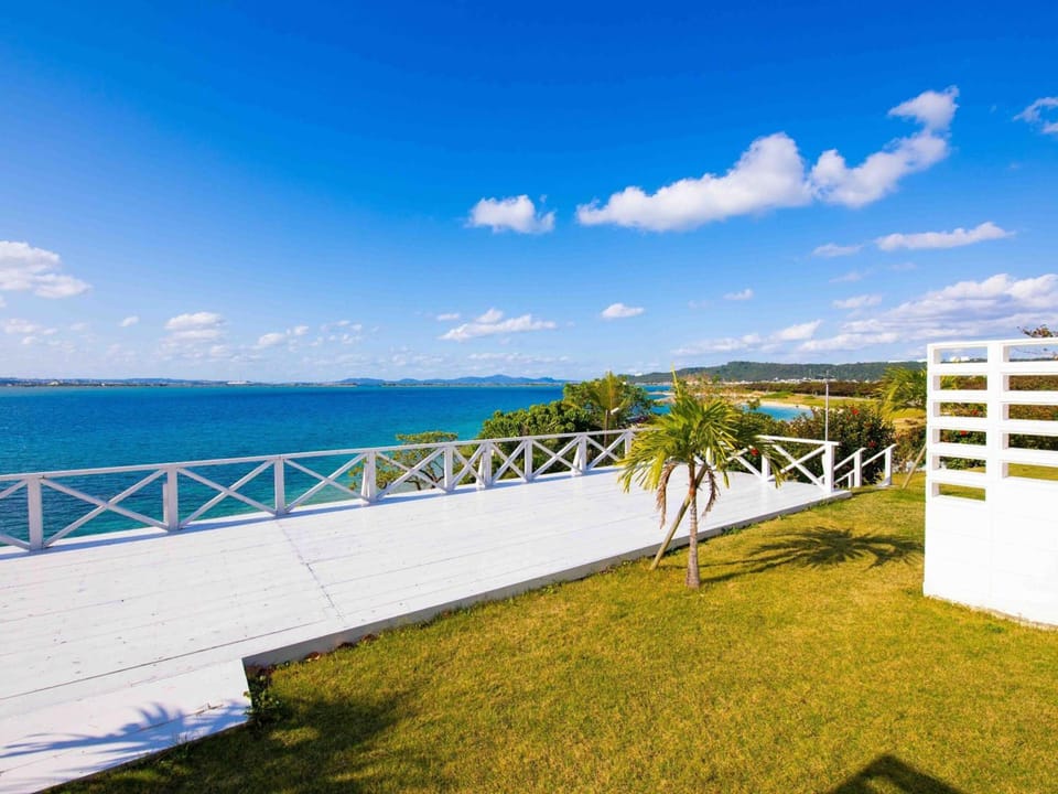 413 Hamahiga Hotel＆Cafe Hotel in Okinawa Prefecture