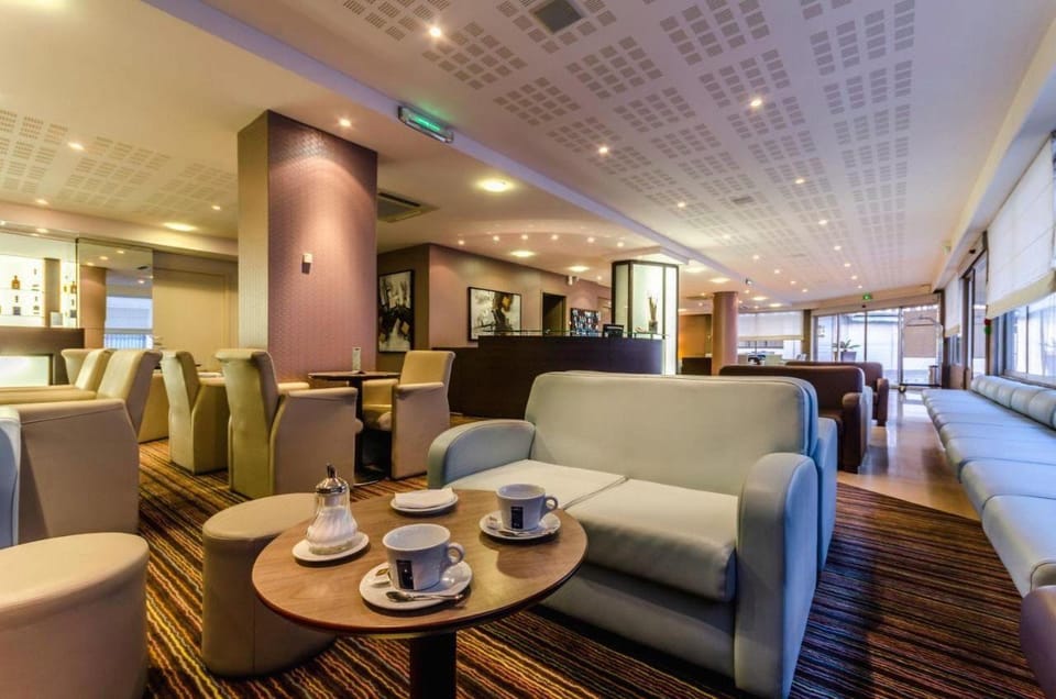 Helgon Hotel - Lourdes Pyrenees Hotel in Lourdes