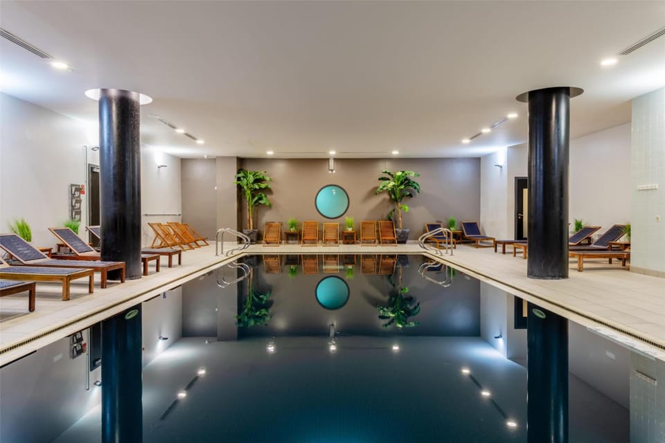 Radisson Hotel Manchester City Centre, A Verified Net Zero Hotel Hotel in Manchester