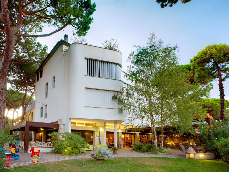 Hotel Columbia Hotel in Marina Romea