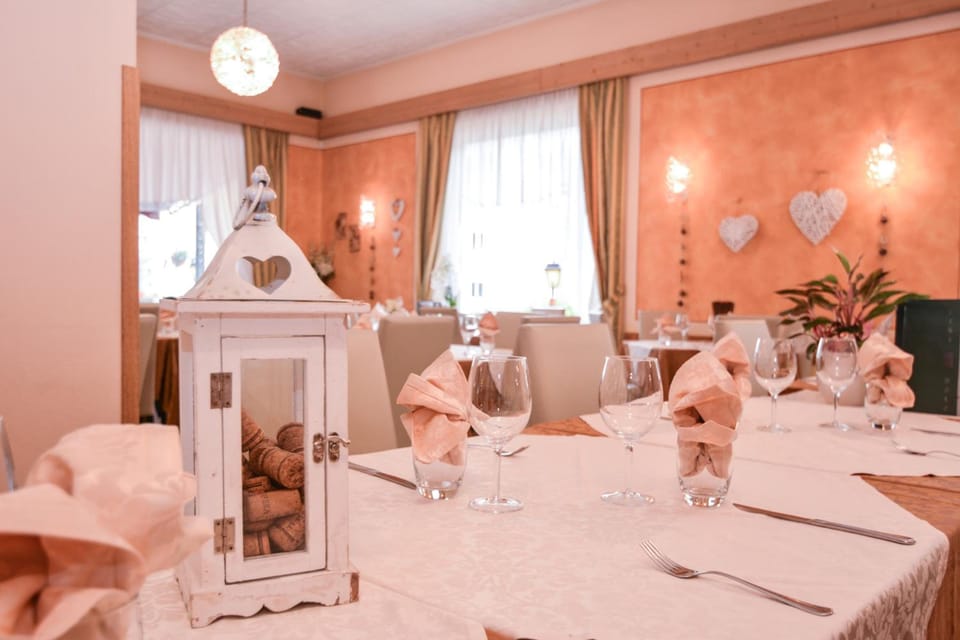 Hotel Cima d'Oro Hotel in Ledro