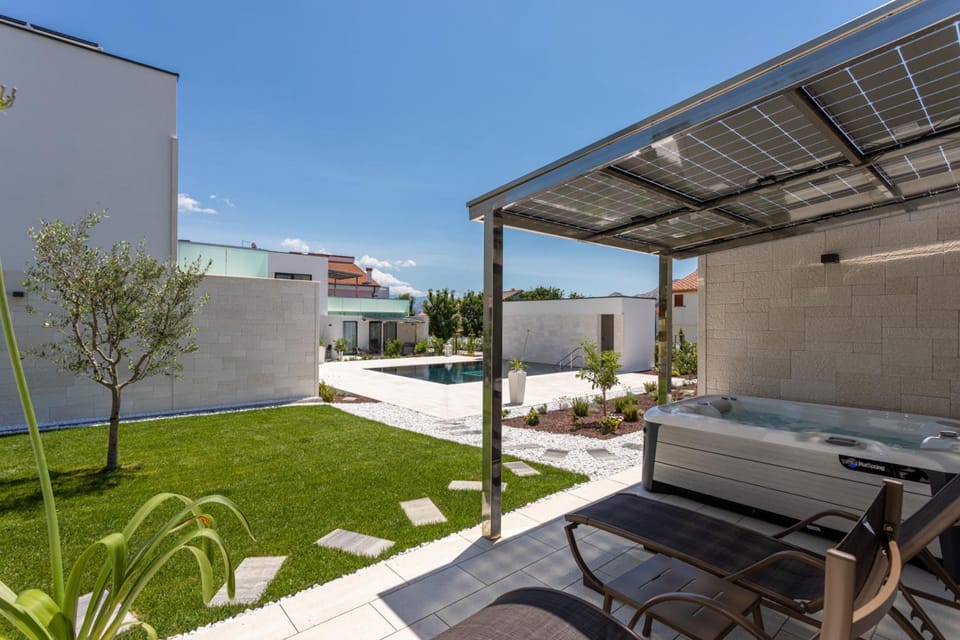 Hotel & Resort ISOLA Hotel in Lika-Senj County