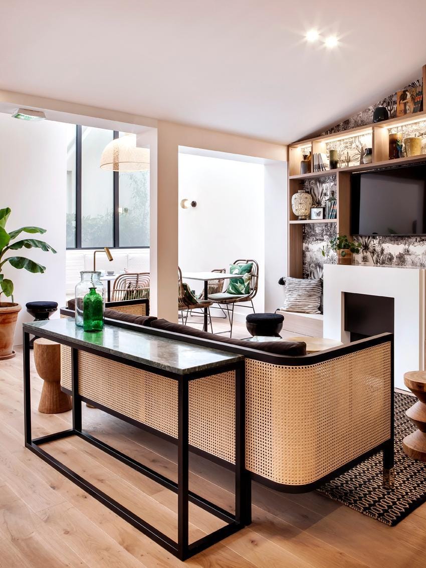 Bar/lounge