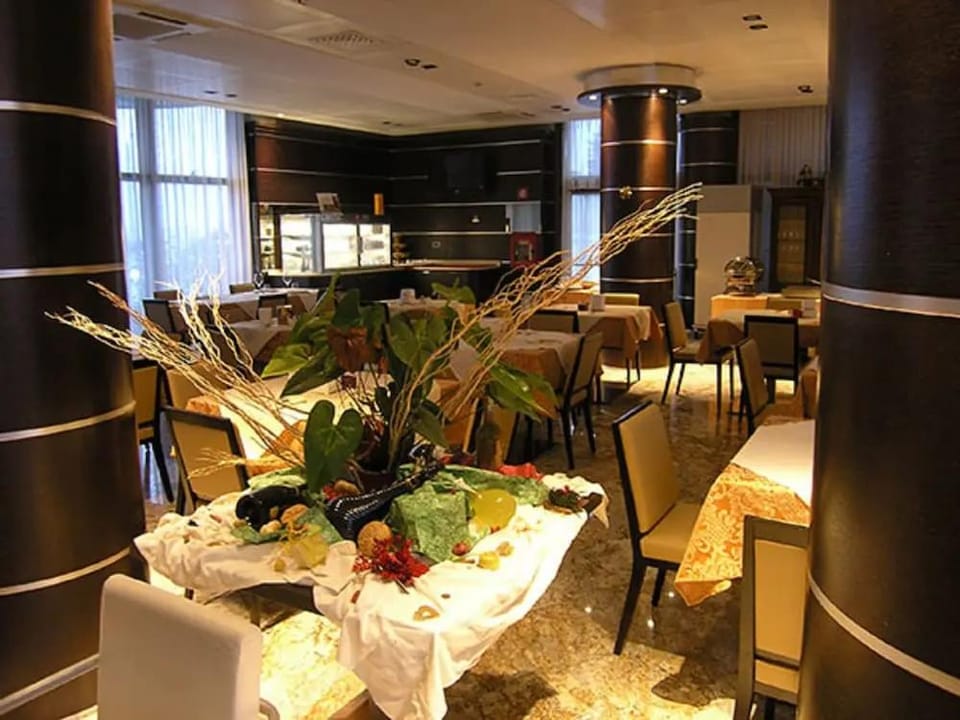 Dado Hotel International Hotel in Parma