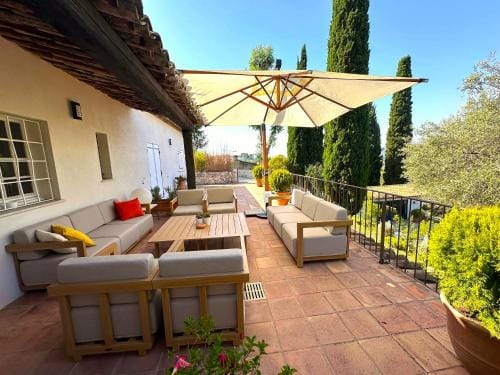 A Casa Bianca Hotel in Saint Paul de Vence