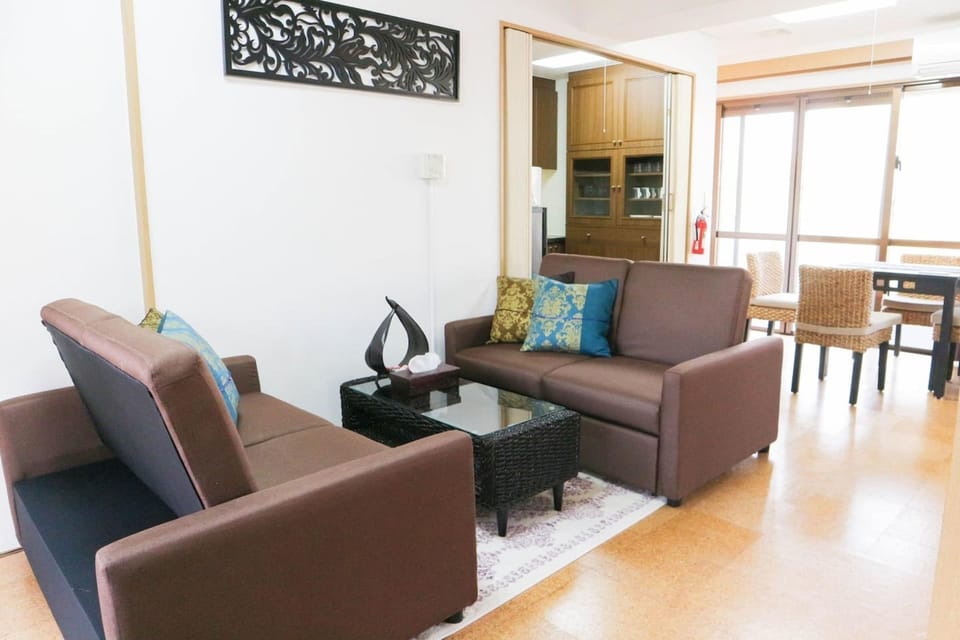 Mezon Tsuha Hotel in Naha