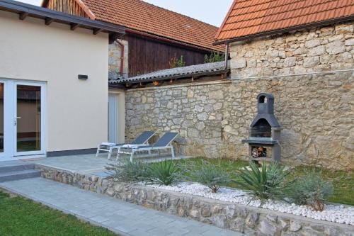 Guesthouse L&K Hotel in Lika-Senj County