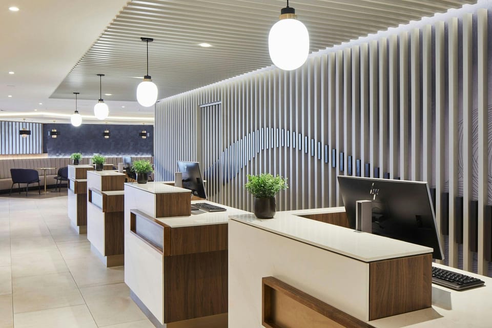 Courtyard by Marriott London Heathrow Airport Hotel in London Borough of Hounslow