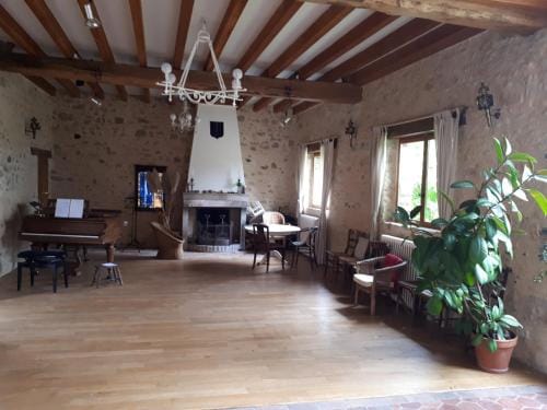 La grange des Blins Hotel in Île-de-France