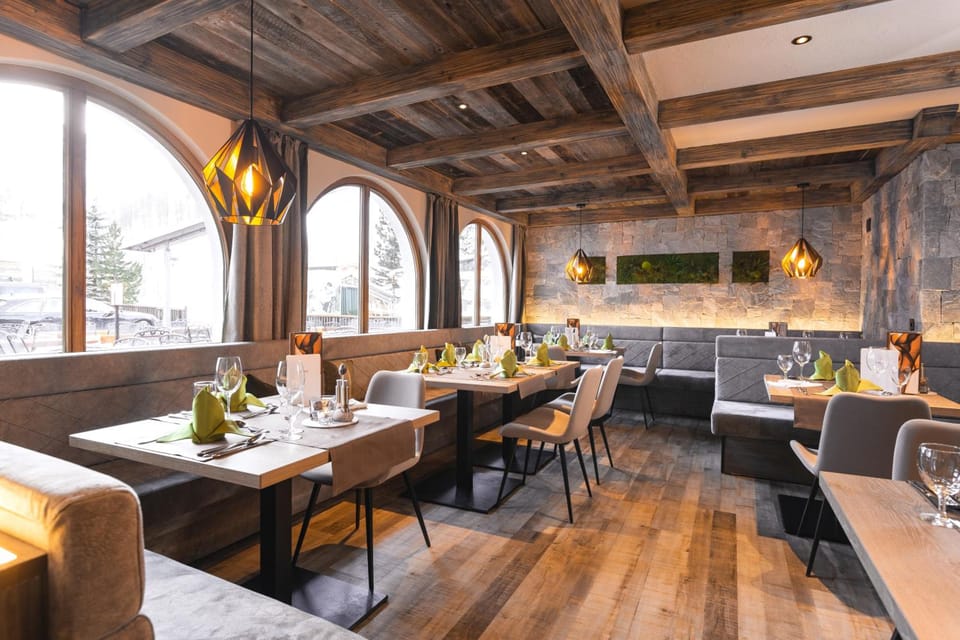 Samnaunerhof Vital-Hotel Hotel in Canton of Grisons