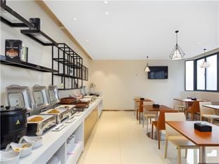 City Comfort Inn Haikou Riyue Plaza Xinhaihang Building Hotel in Hainan