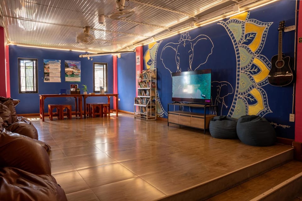 Shared lounge/TV area