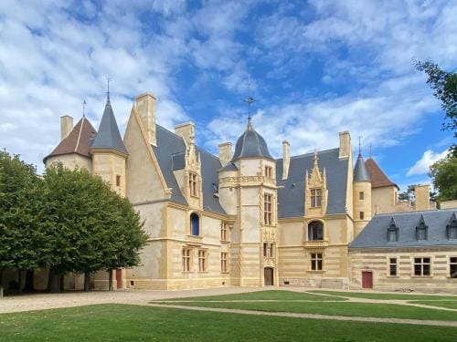 Chateau d'Ainay-le-Vieil Hotel in Centre-Val de Loire
