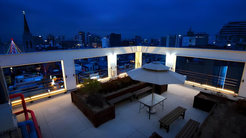 Hotel The Artist Yeoksam Motel in Seoul