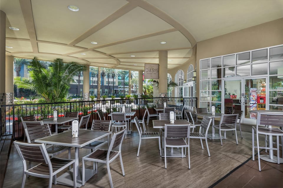 Desert Palms Hotel & Suites Hotel in Garden Grove