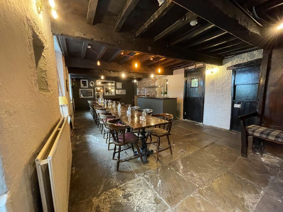The New Inn 1730 Hotel in England