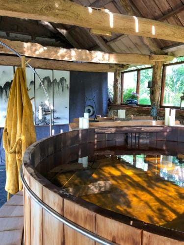 Demeure du Porzou, chambres d'hotes de charme dans demeure d'exception, parc paysager, spa, massages Hotel in Brittany