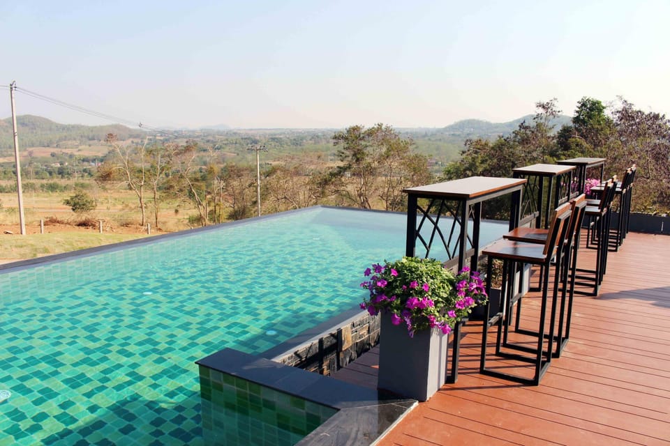 Phurapee Pakchong Resort in Laos