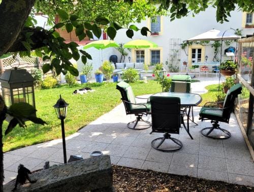 Cap Bonheur Hotel in Canton of Vaud