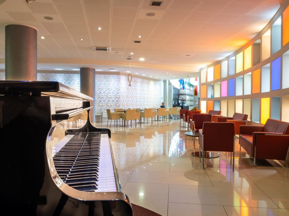 Bar/lounge
