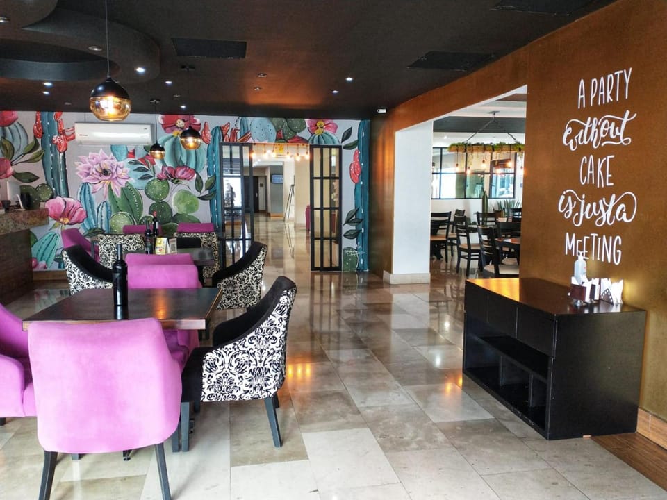 Bar/lounge