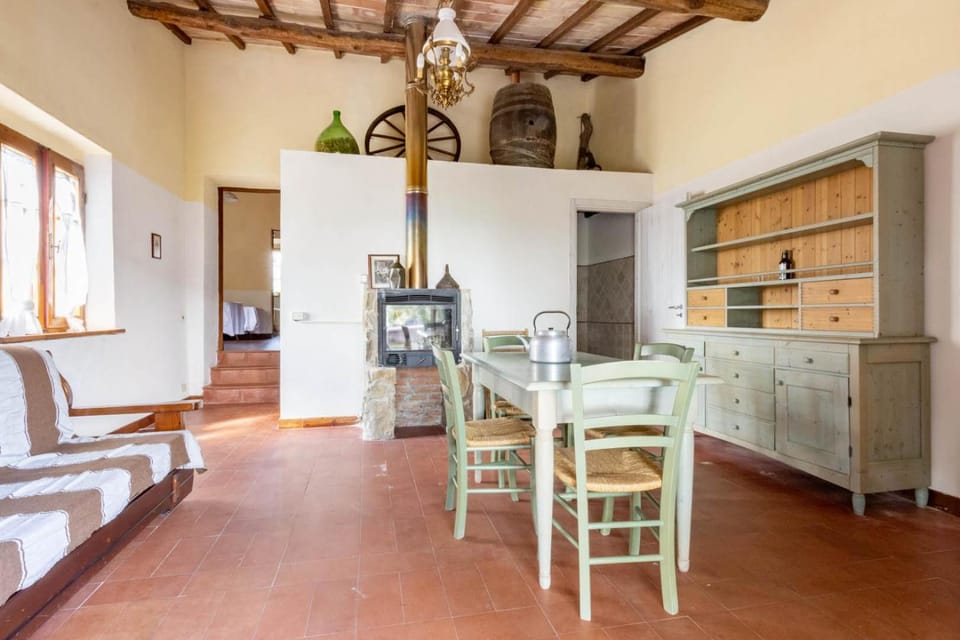 Castello di Selvole Hotel in Tuscany